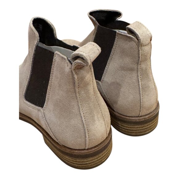 Clarks Memi Top Chelsea Boots Sand Suede Women's Size 7 M Ankle Booties New - Picture 3 of 7